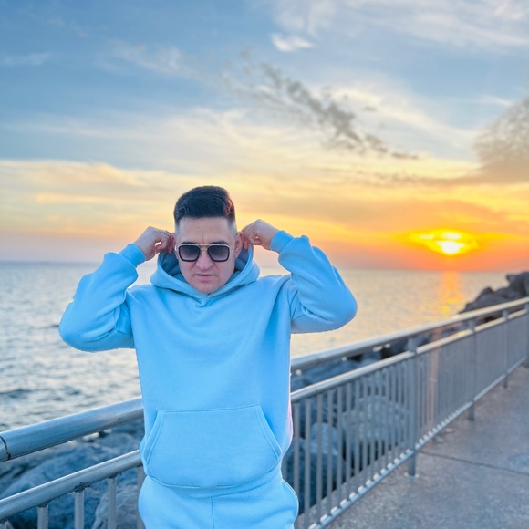 Unisex 2 pieces sweatset brand new no tags - Picture 9 of 14